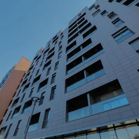 Miku - Vibrant 1bd At Olympic Daire Tiran