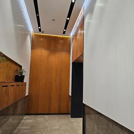 Miku - Vibrant 1bd At Olympic Daire Tiran